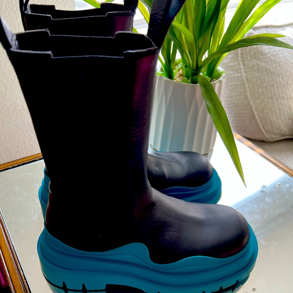 Bottega Boots